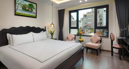 SQ Hang Gai Hotel and Spa Room Type - Luxury Double or Twin Room with window Old Quarter View SQ Hang Gai Hotel and Spa Room Type - Luxury Double or Twin Room with window Old Quarter View