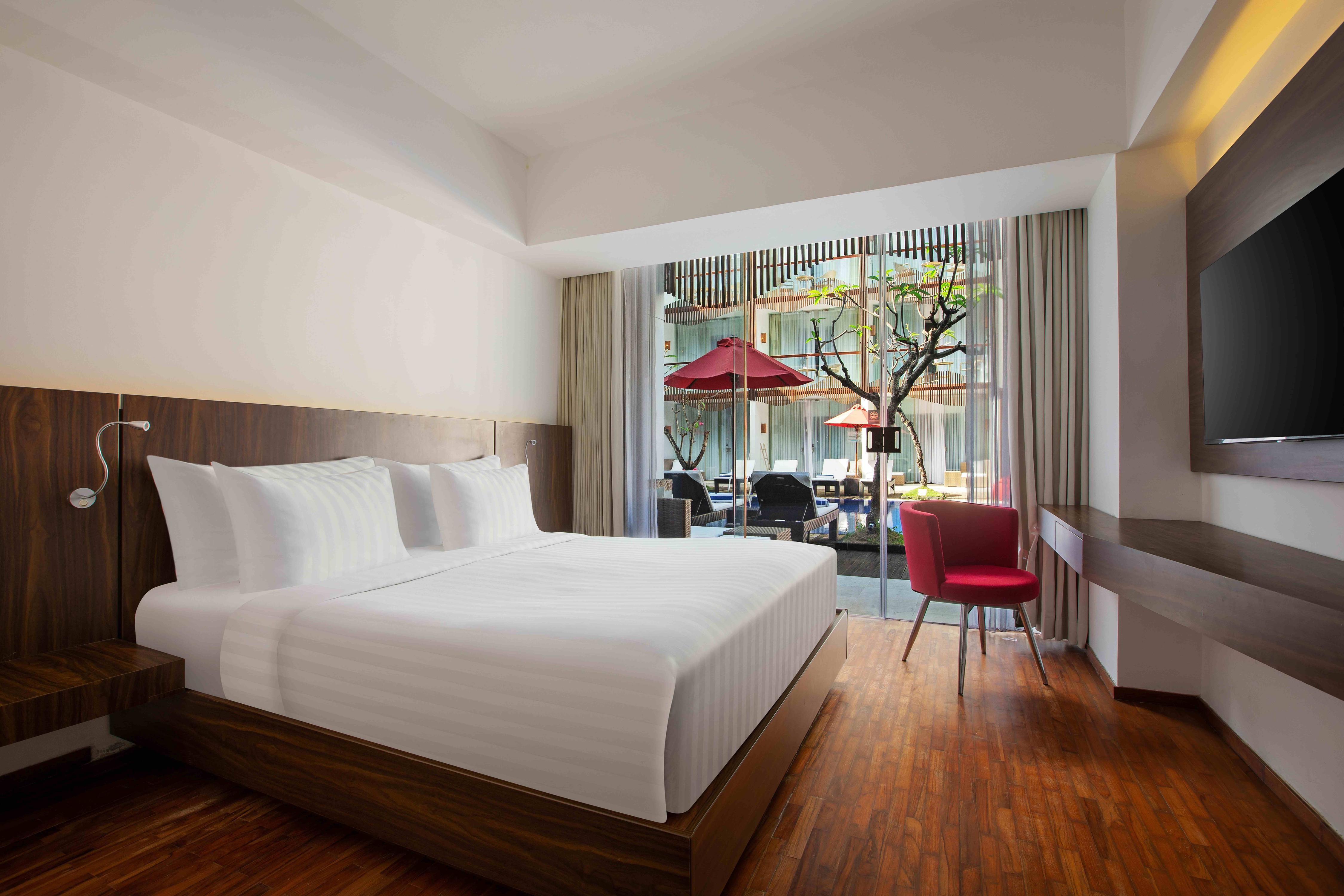 The Bene Hotel Kuta Room Type - Deluxe Double or Twin Room with Pool Access The Bene Hotel Kuta Room Type - Deluxe Double or Twin Room with Pool Access