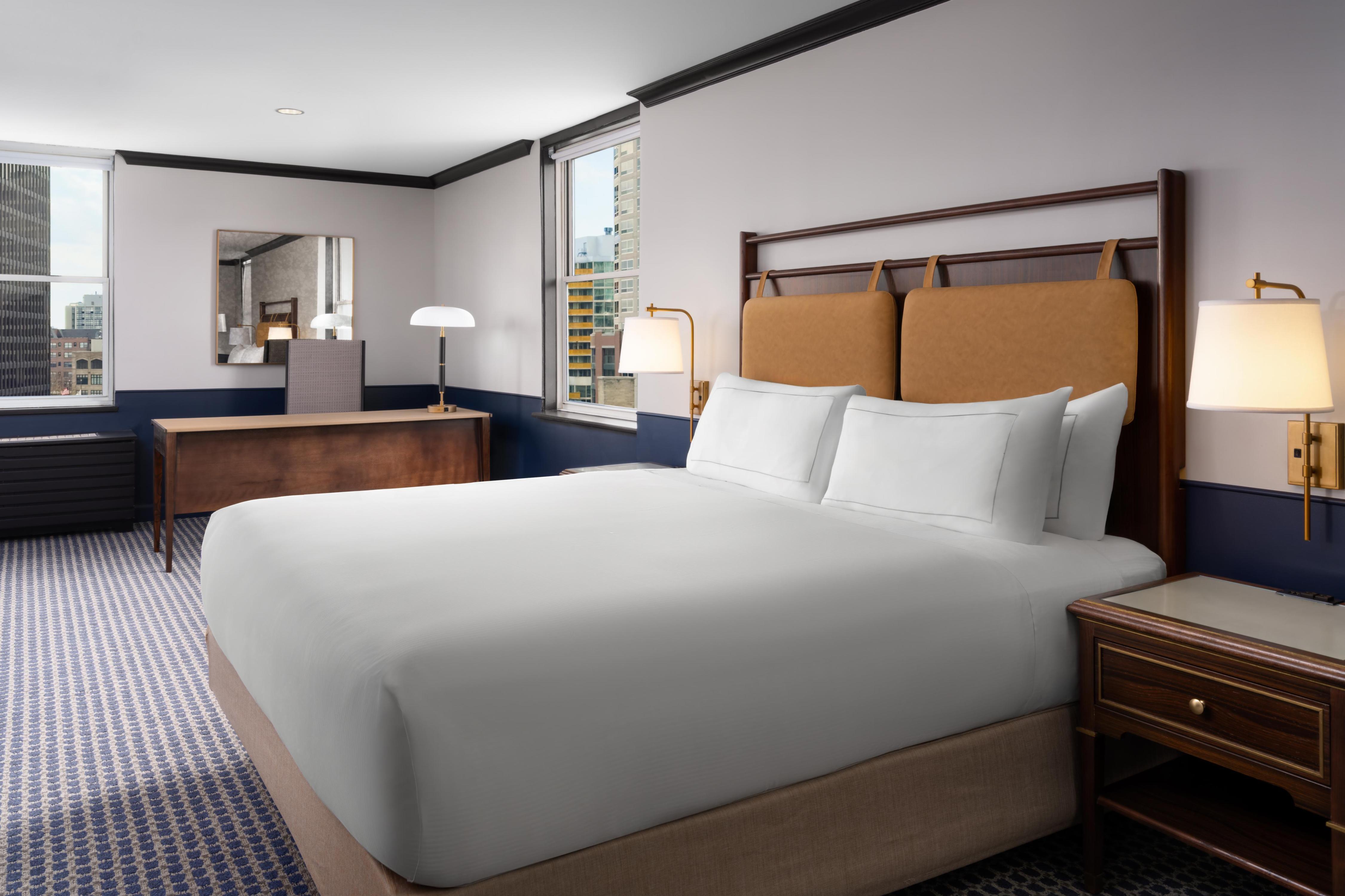 Hilton Orrington/Evanston Room Type - ORRINGTON SUITE W SOFABED