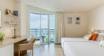 Pattaya Sea View Hotel Room Type - Family Suite Ocean View