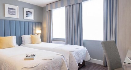 Best Western Plus The Connaught Hotel Room Type - 2 Single Beds, Non-Smoking, Standard Room
