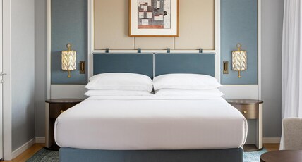 Hilton Imperial Dubrovnik Room Type - KING EXECUTIVE SEA VIEW