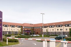 Premier Inn Heathrow Airport (M4/J4)