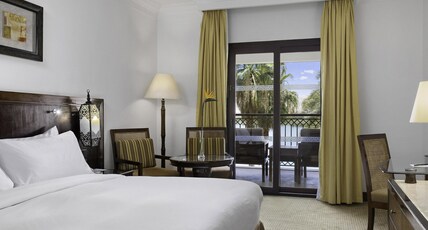 Hilton Luxor Resort & Spa Room Type - DELUXE ROOM KING BED