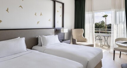 Hilton Park Nicosia Room Type - TWIN EXECUTIVE ROOM Hilton Park Nicosia Room Type - TWIN EXECUTIVE ROOM