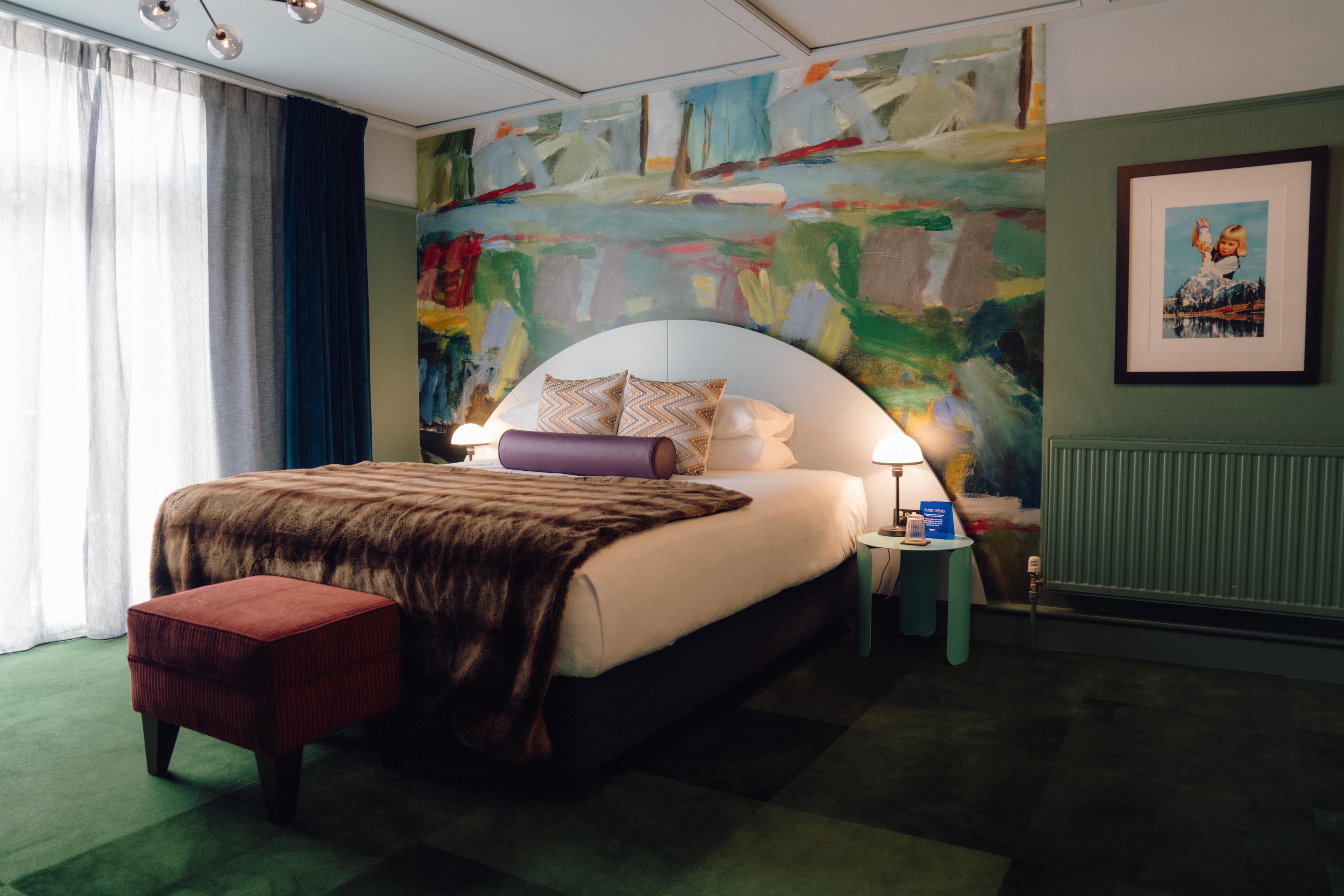 The Central Hotel Queenstown, A Naumi CHAPTER