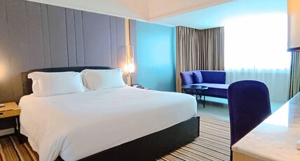 Centara Hotel Hat Yai Room Type - Executive Suite King
