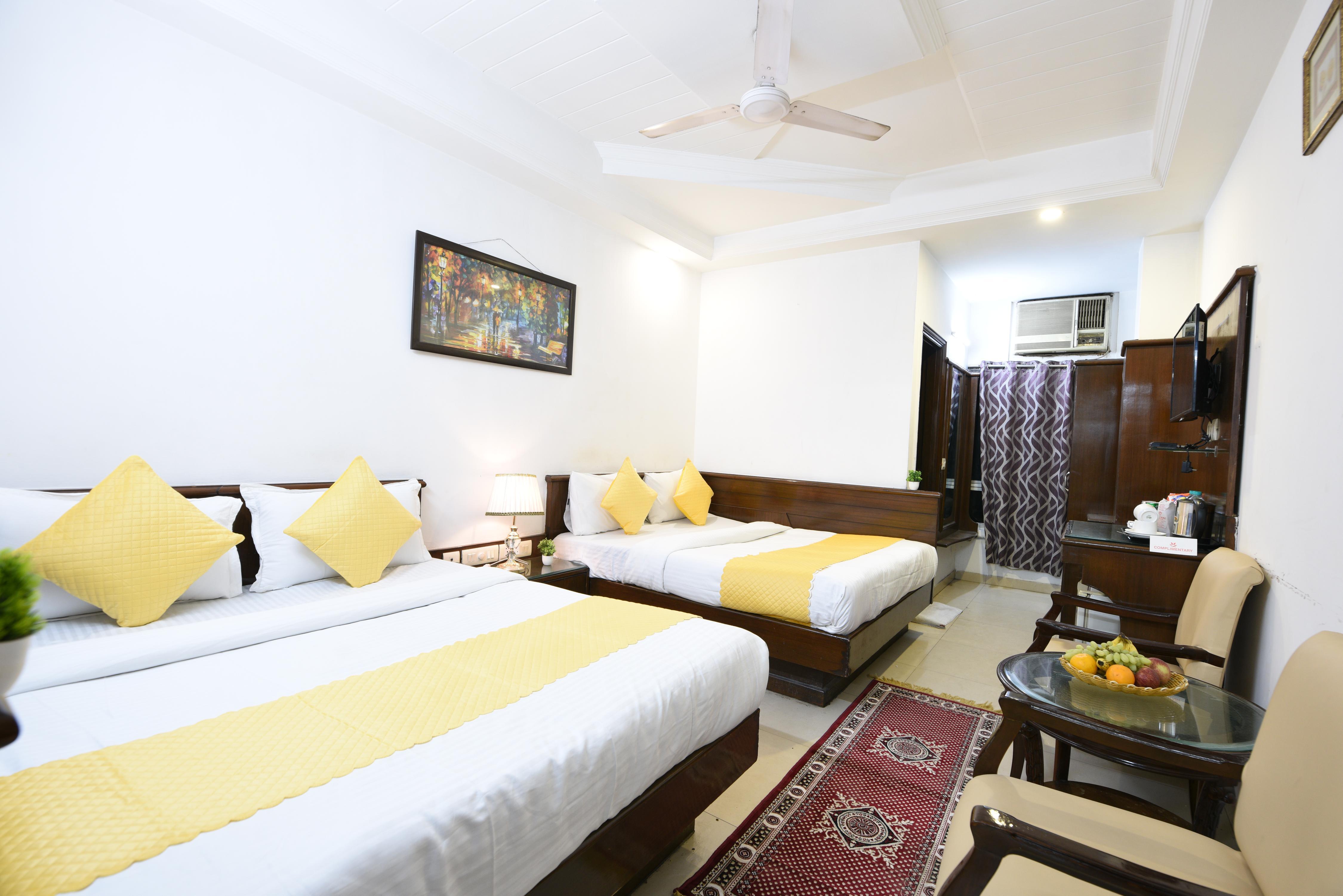 Hotel Chanchal Deluxe Room Type - Family Room