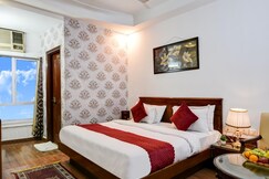 Hotel Chanchal Deluxe