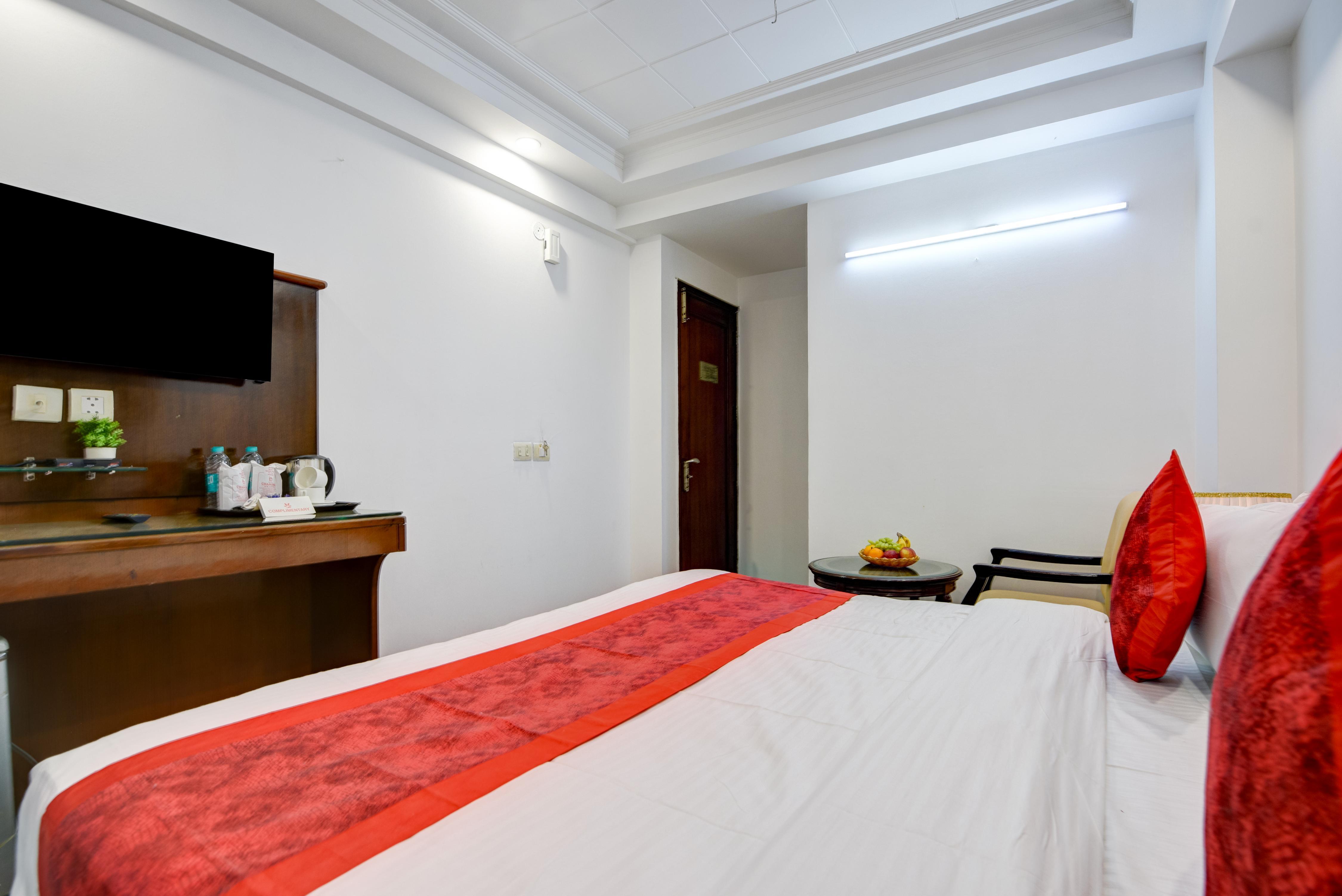 Hotel Chanchal Deluxe - Tap to explore photos