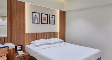 Hotel Karl Residency Room Type - Super Deluxe Double Room
