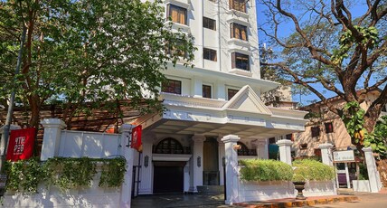 Hotel Karl Residency Room Type - Deluxe Room Hotel Karl Residency Room Type - Deluxe Room