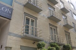 Avalon Courtyard-Residences & Suites