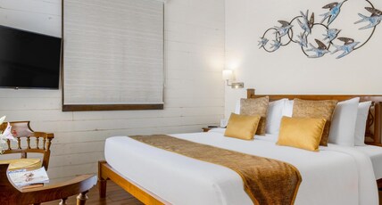 Bogmallo Beach Resort Room Type - Sea Facing Premium Chalet with Sitout