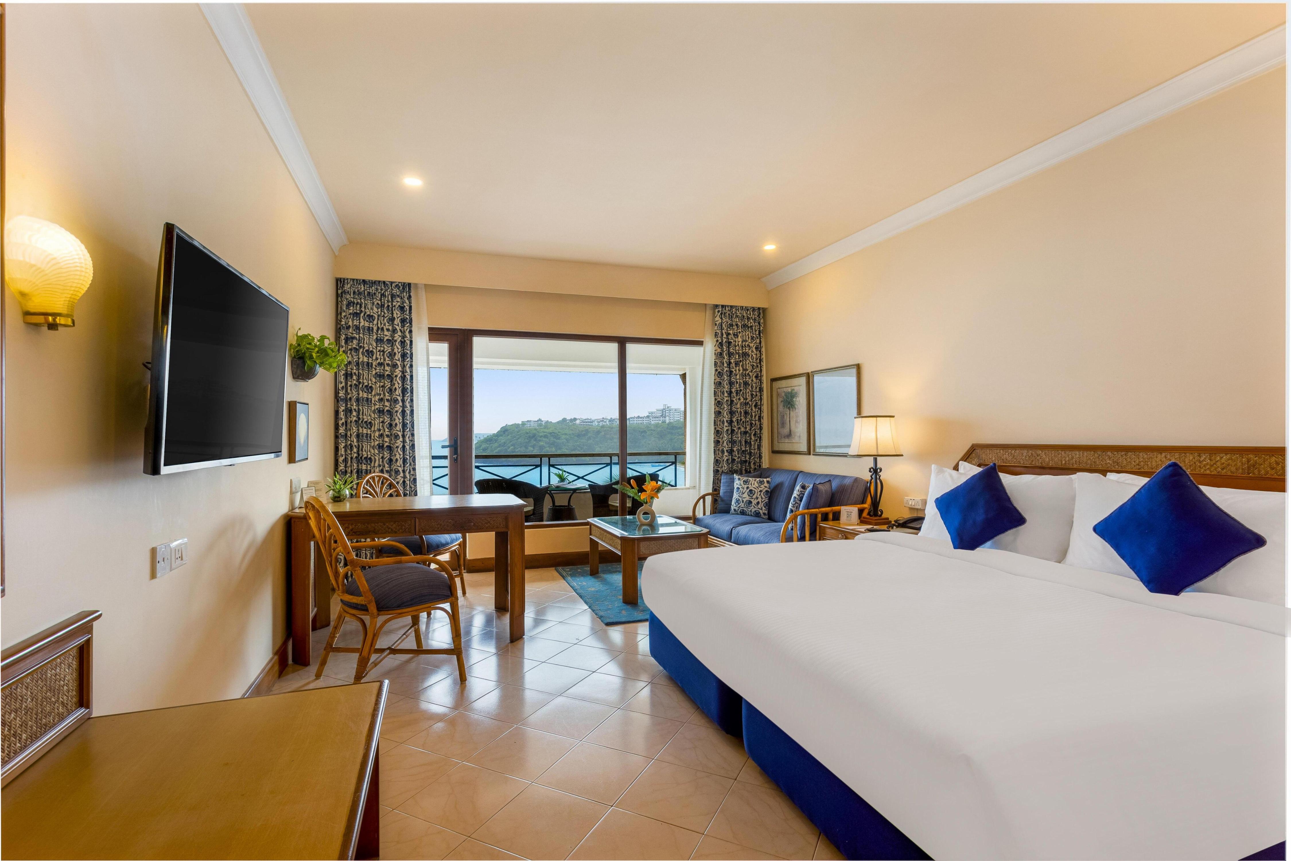 Bogmallo Beach Resort Room Type - Sea View Deluxe with Bathtub and Balcony