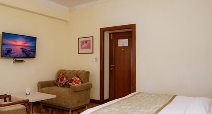 Hotel Green Castle Mall Road, Mussoorie Room Type - Executive Room Bathtub (Non Valley View)