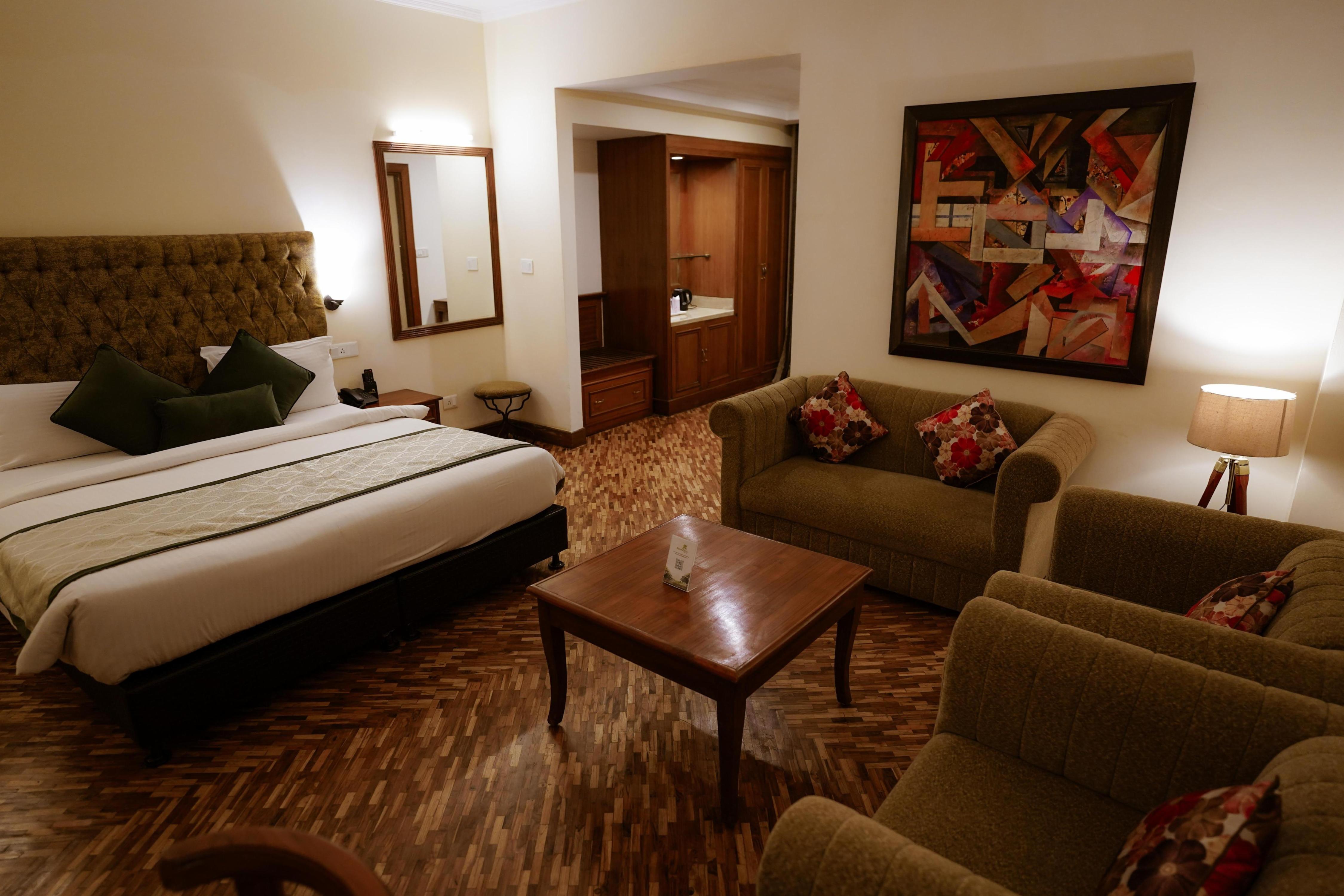 Hotel Green Castle Mall Road, Mussoorie Room Type - Executive Room (Non Valley View)