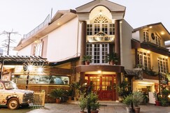 Hotel Willow Banks, Mall Road Shimla