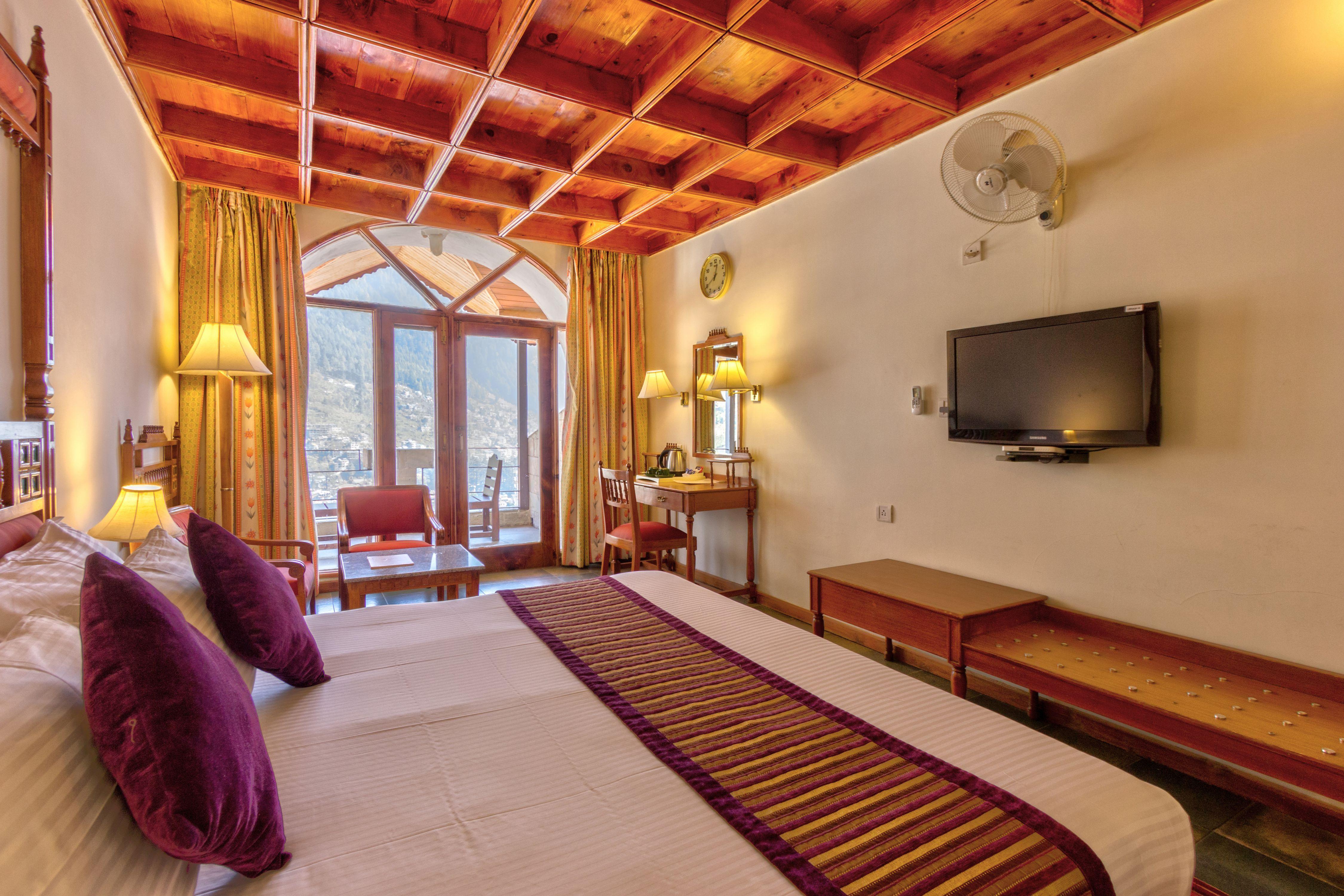Shingar Regency - Centrally Heated Comfort (5 minutes drive from the Mall Road) - Tap to explore photos