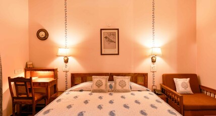 Hotel Arya Niwas Room Type - Executive Superior AC Room