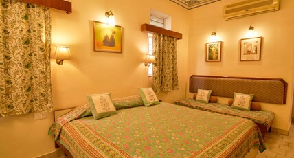 Hotel Arya Niwas Room Type - Superior Twin or Double AC Room