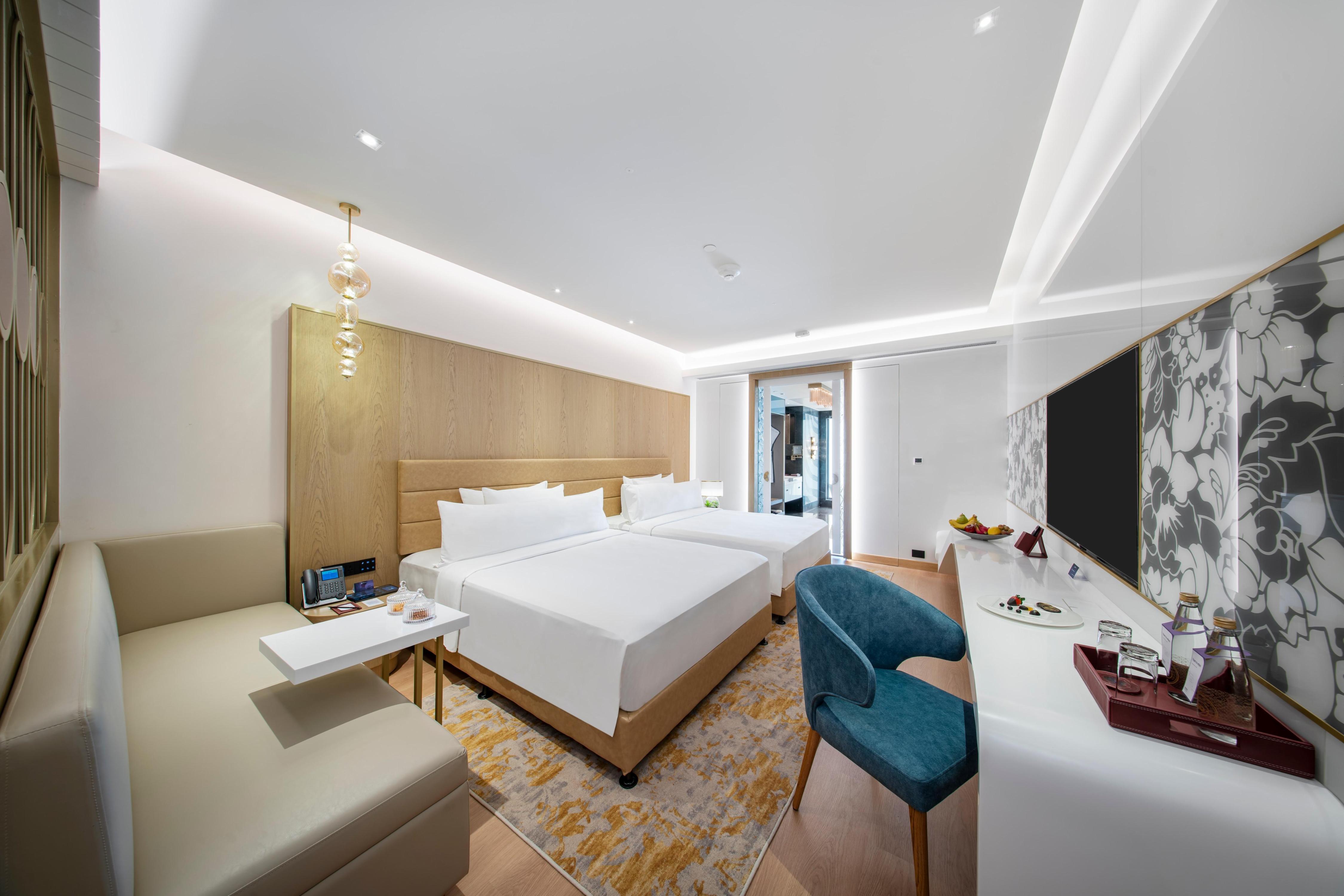 Radisson Blu Hotel & Suites GRT Chennai - Tap to explore photos