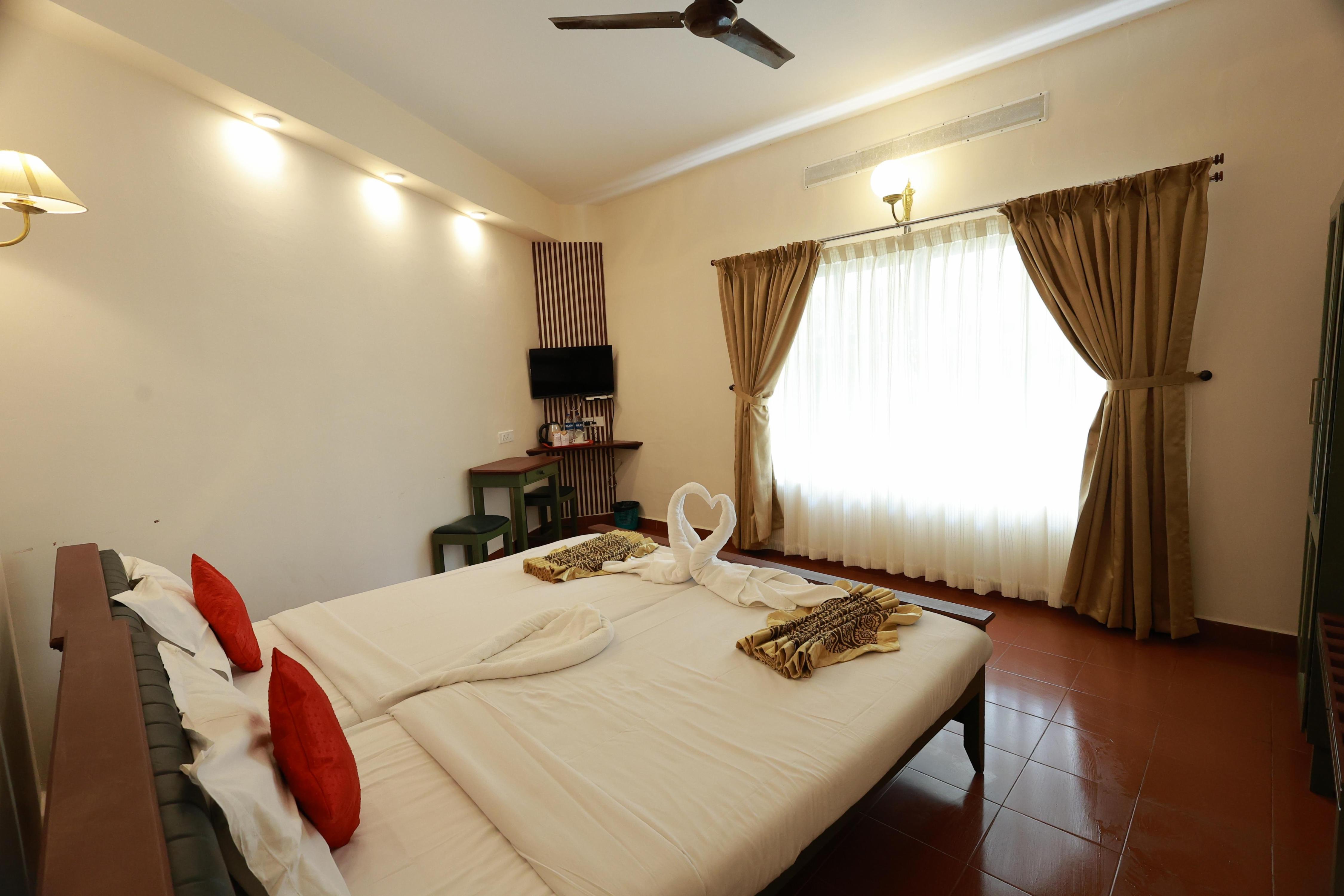 THRISANGU HAVEN HILL RESORT - Tap to explore photos