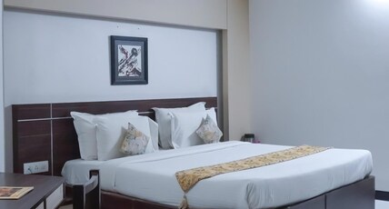 Hotel Ashish Palace Room Type - Super Deluxe Room