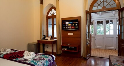 Grand View Hotel Room Type - Deluxe Room