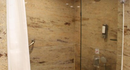 Hotel Tamil Nadu - Pandiyan Room Type - DELUXE ROOM