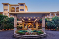 Fariyas Resort