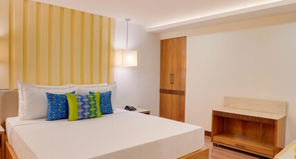 Lemon Tree Hotel, Centre Point, Jamshedpur Room Type - Deluxe Suite