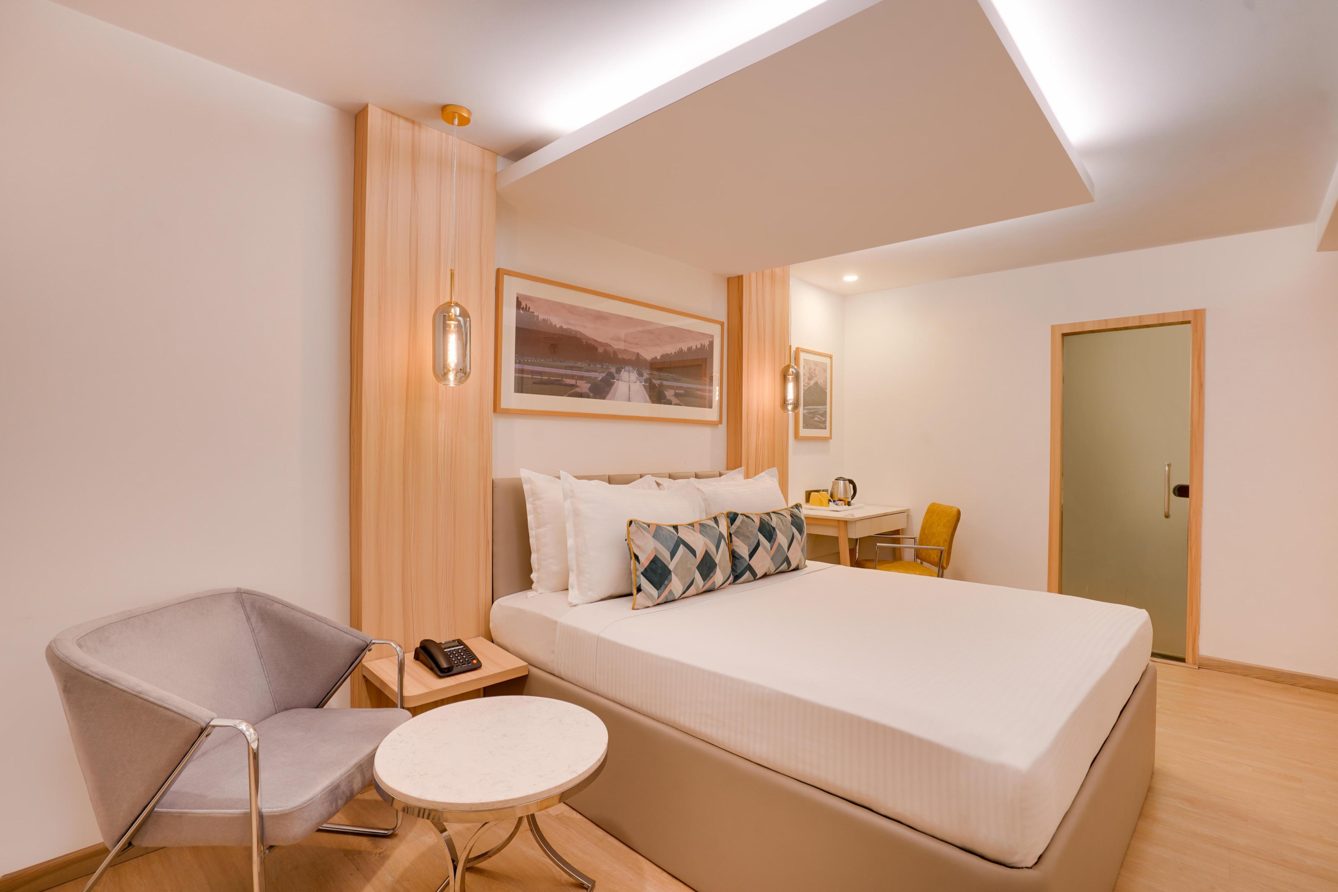 Lemon Tree Hotel, Centre Point, Jamshedpur Room Type - Deluxe King Room