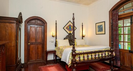 Neemrana's - Wallwood Garden Room Type - Heritage Romance