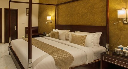 KK Royal Hotel & Convention Centre Room Type - Lotus Suite KK Royal Hotel & Convention Centre Room Type - Lotus Suite