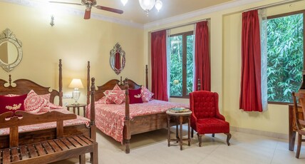 Dera Rawatsar Heritage Hotel Room Type - Royal Suite Room with complimentary Airport Pick up