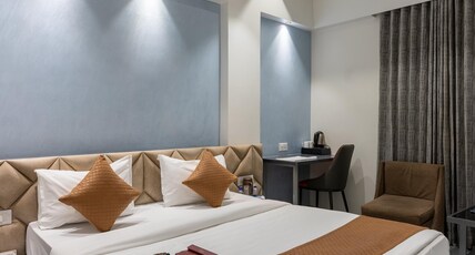 Summit Hotel Room Type - Executive Ac Summit Hotel Room Type - Executive Ac