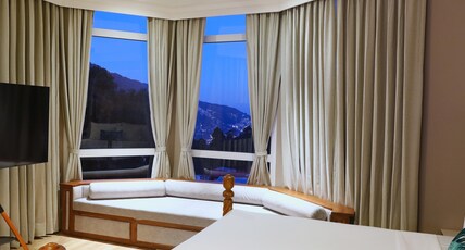 Hotel Arif Castle Room Type - Turret Suite