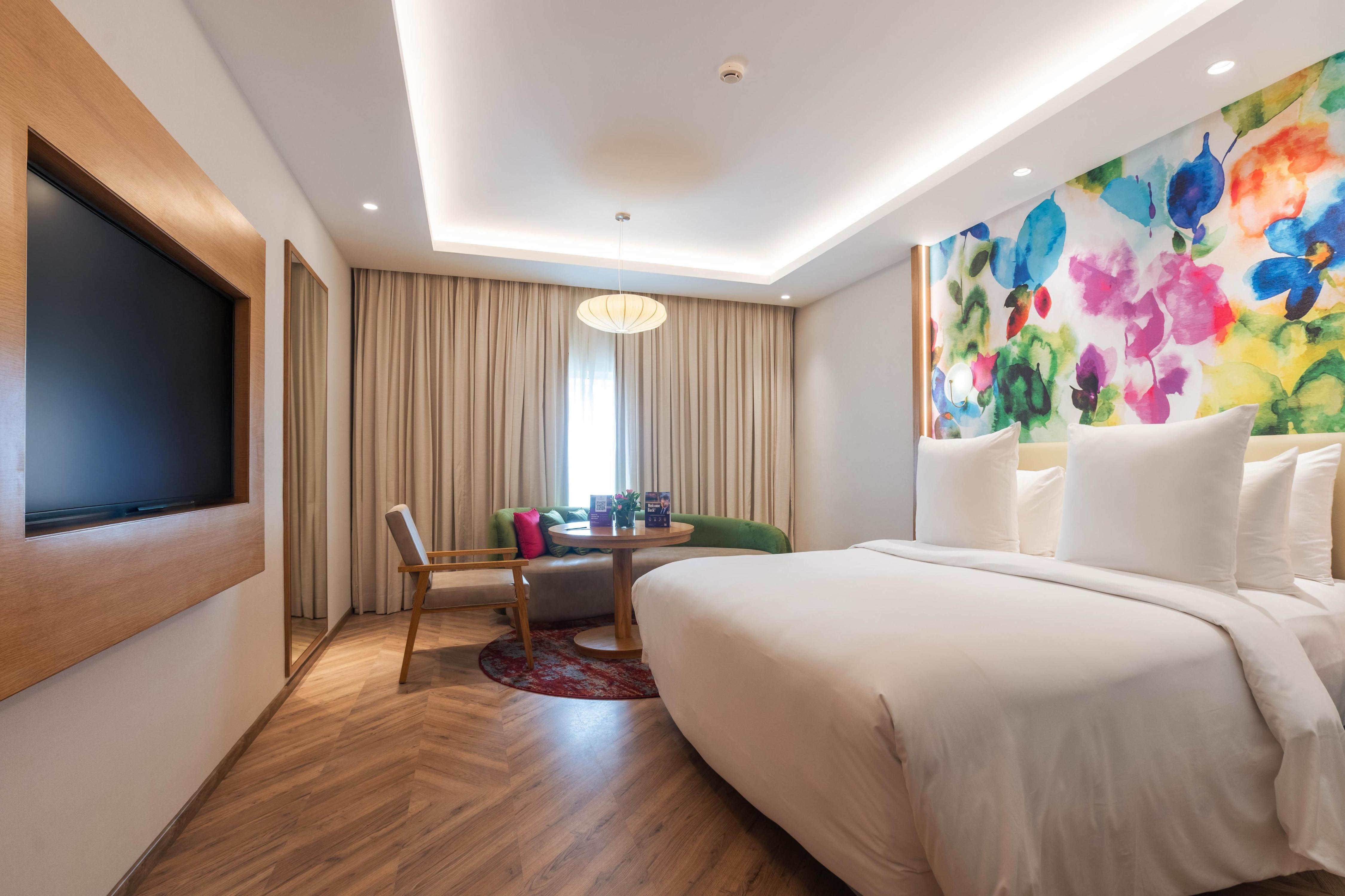 Hotel Royal Orchid Bangalore - Tap to explore photos