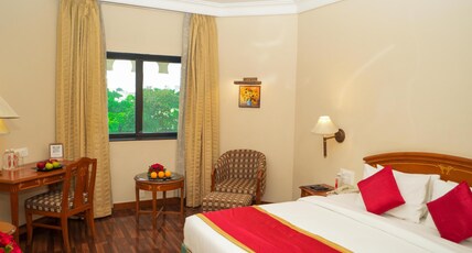 Ambassador Ajanta Hotel Room Type - Executive Room King bed 