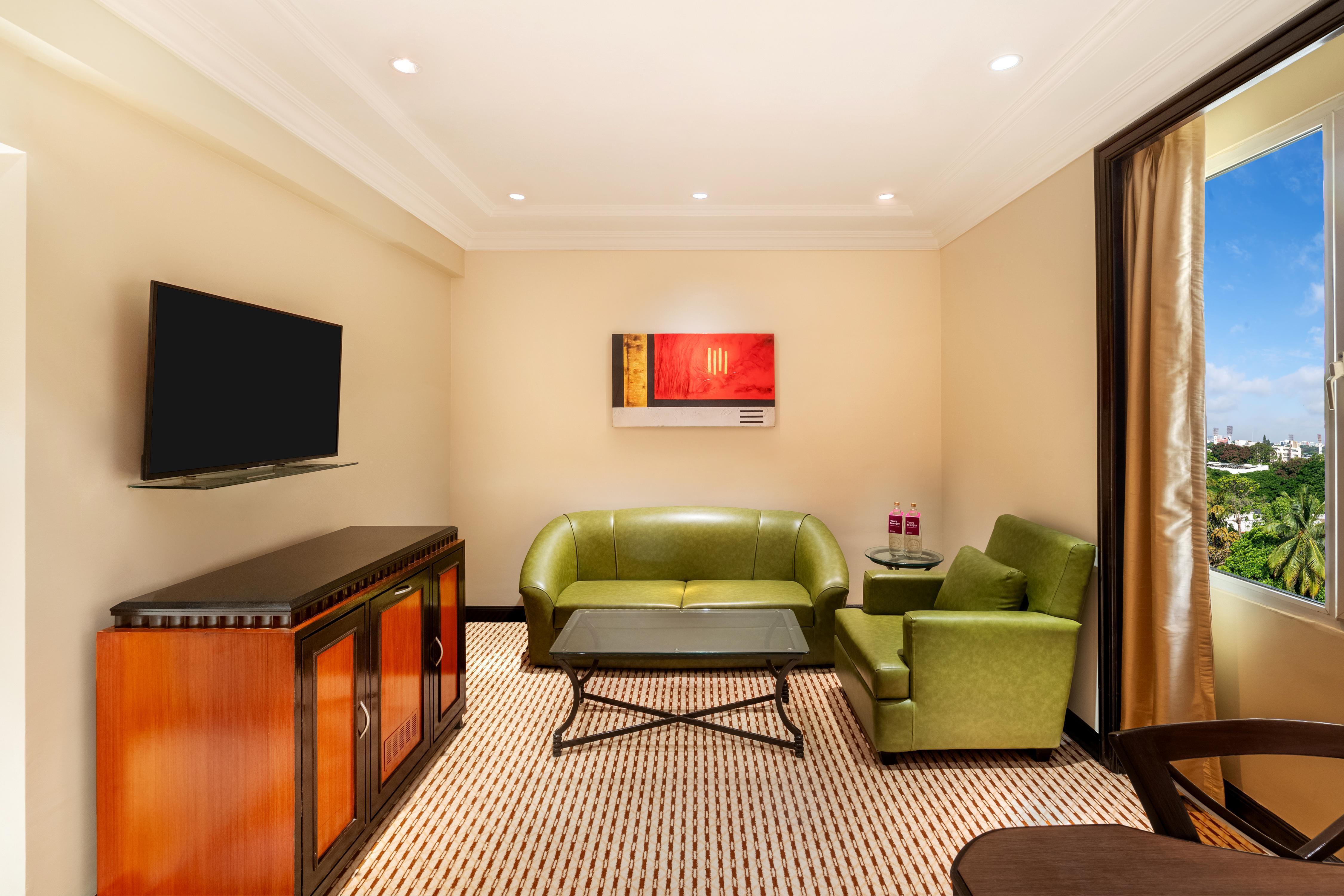 St. Mark's Hotel Bengaluru, a member of Radisson Individuals - Tap to explore photos