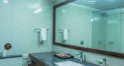 Hotel The Grand Regency Room Type - Elegance