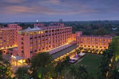 Hotel Clarks Shiraz