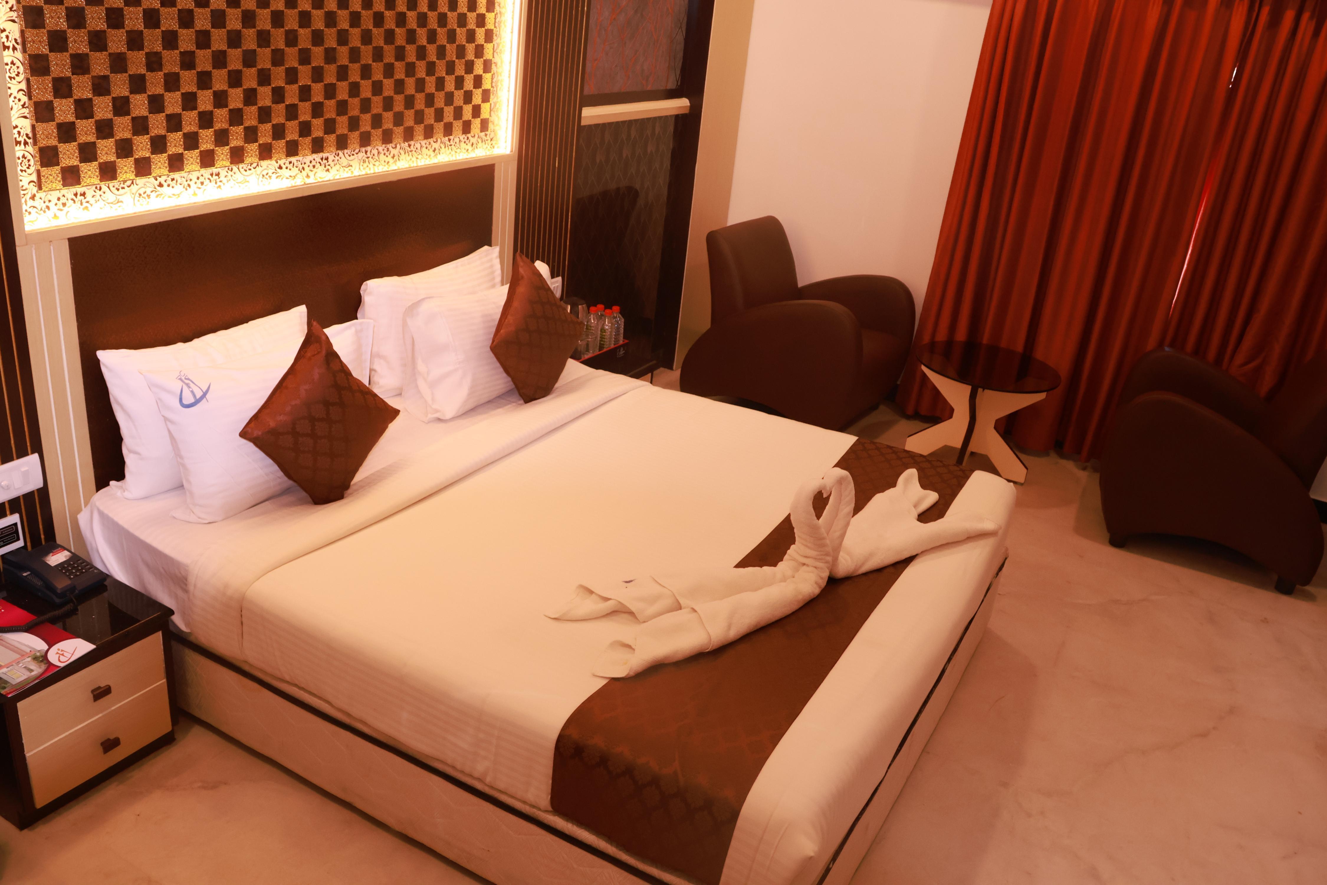 Hotel Chennai Deluxe Room Type - Superior Room AC
