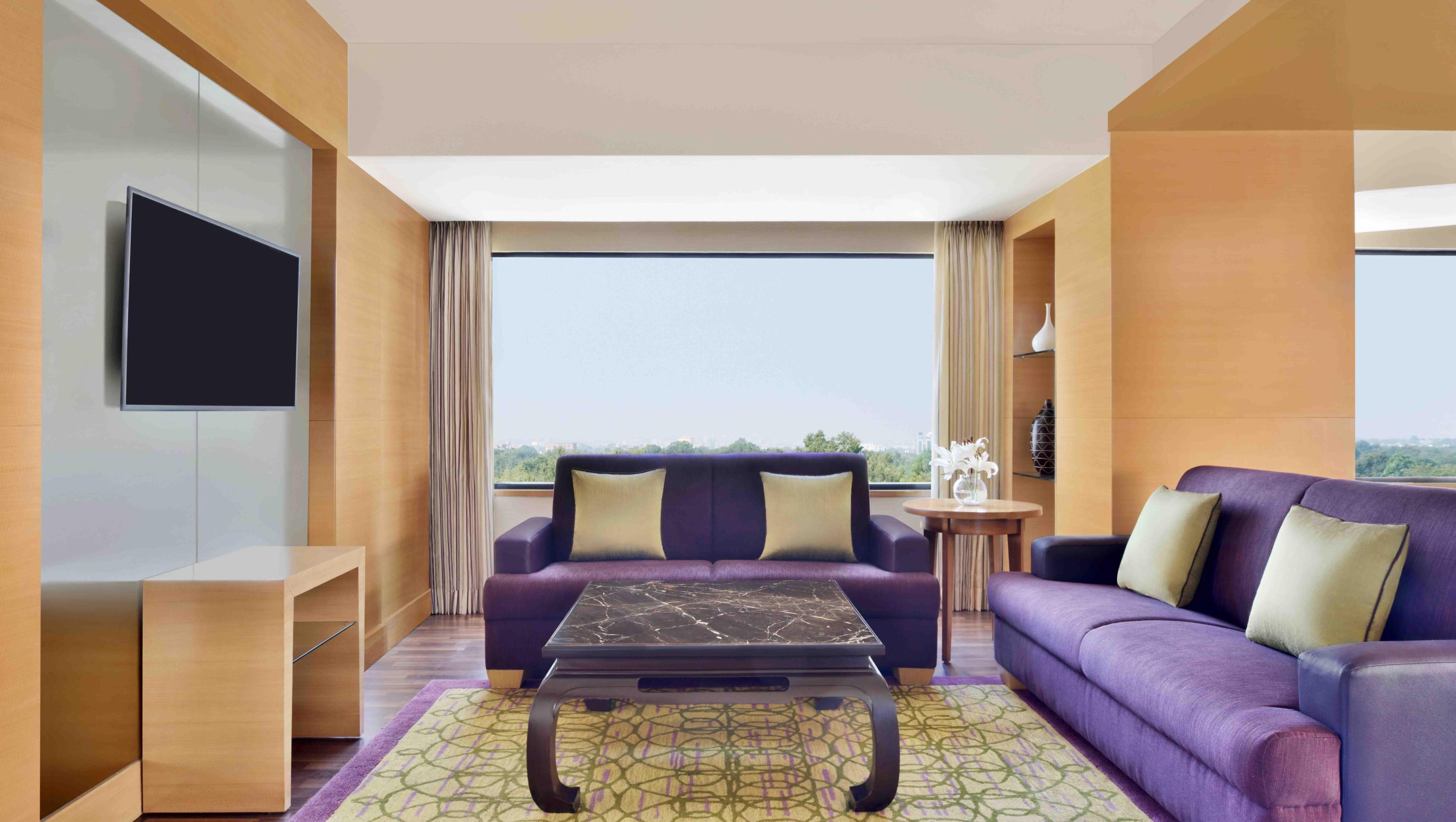 Courtyard by Marriott Chennai - Tap to explore photos