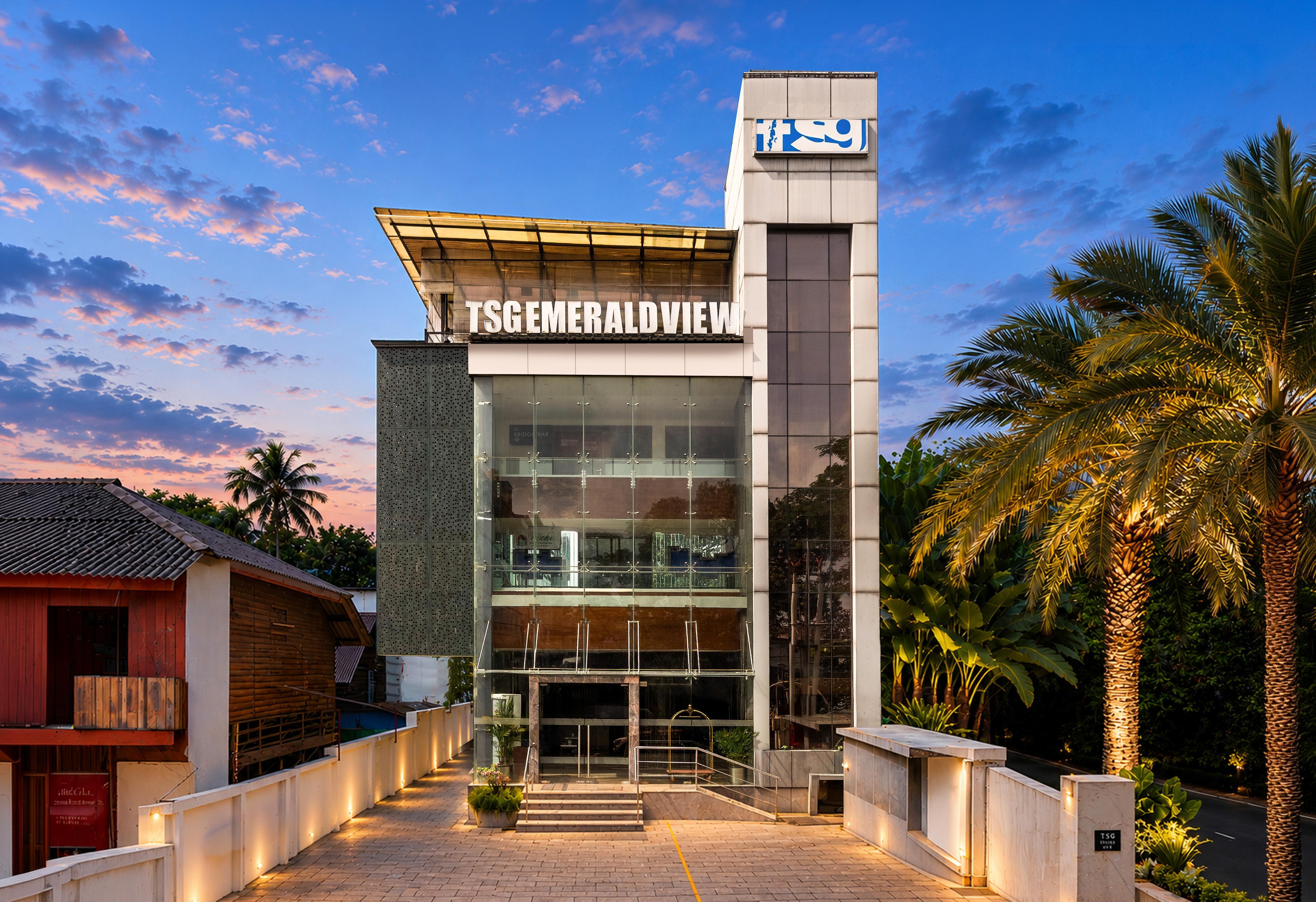 TSG Emerald View Hotel and Spa - Tap to explore photos