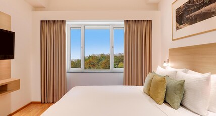 Lemon Tree Hotel Hinjawadi Room Type - Executive Suites