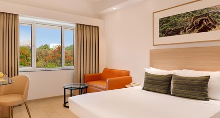 Lemon Tree Hotel Hinjawadi Room Type - Executive King Room