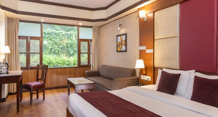 Hotel Vishnu Palace Room Type - Superior Property View Room with Work Desk