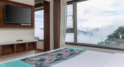 Hotel Vishnu Palace Room Type - Signature Himalayan View with Jacuzzi